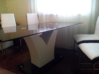 Стеклянный стол Vesper